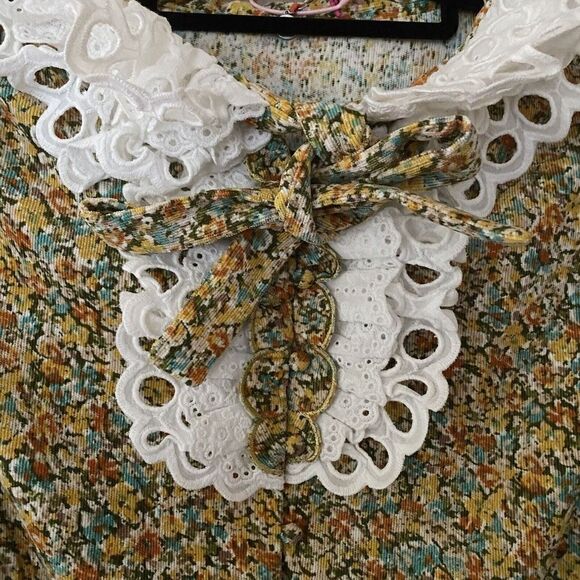 Celia B Sz M Corduroy Virginia Floral Peasant Top Blouse Lace Trim NWT - Picture 6 of 12
